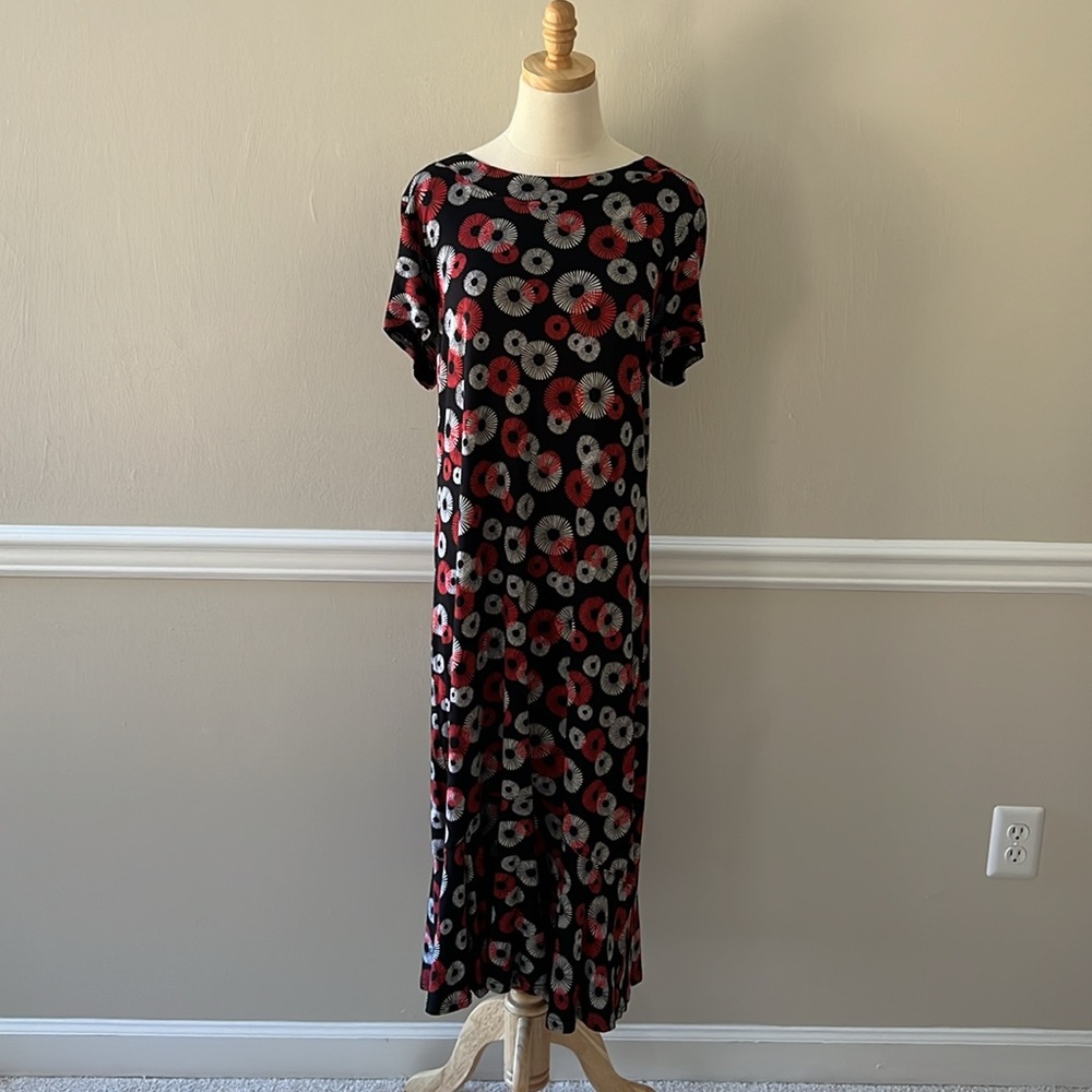 Black midi dress